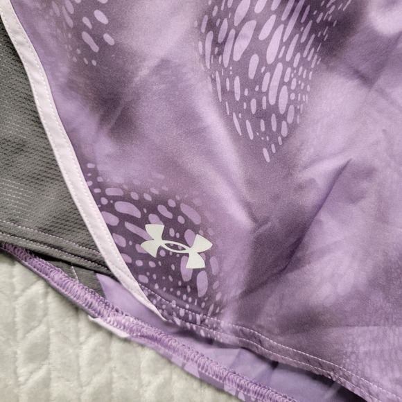 Under Armour Women's UA Mileage 2.0 Printed Running Shorts Size Medium Purple‎ - Picture 9 of 11